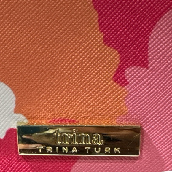 Trina Turk Rainbow Petals Floral Straw Satchel Crossbody Bag Bamboo Handles - Picture 2 of 10